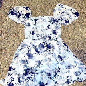 FRANCESCA’S Mi Ami Floral Mini Dress Women’s Sz S